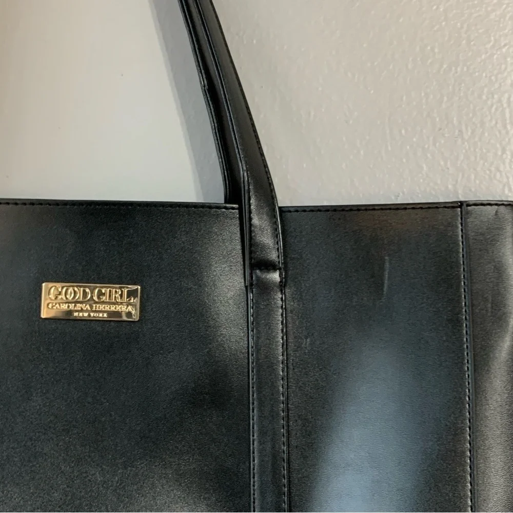 Carolina Herrera New York Good Girl black‎ tote bag.
